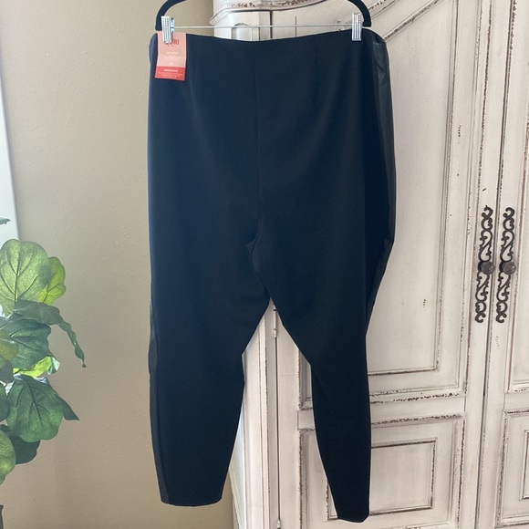 NWT EVRI Mid-Rise Black Tregging, Women’s size 3X - Picture 2 of 9